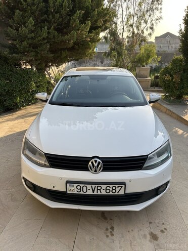 Volkswagen Jetta 2013, 328,000 km - 2.0 l - Bakı