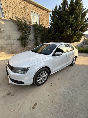 Volkswagen Jetta 2013, 328,000 km - 2.0 l - Bakı