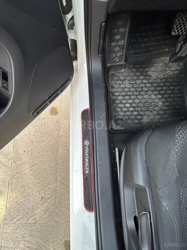 Volkswagen Jetta 2013, 328,000 km - 2.0 l - Bakı