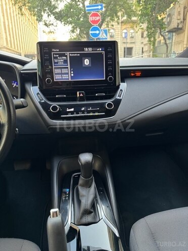 Toyota Corolla 2020, 70,000 km - 1.6 l - Bakı