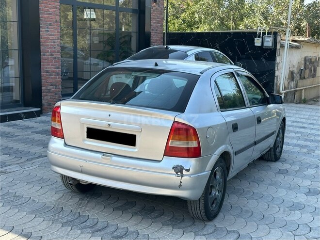 Opel Astra 1998, 245,000 km - 1.6 l - Salyan