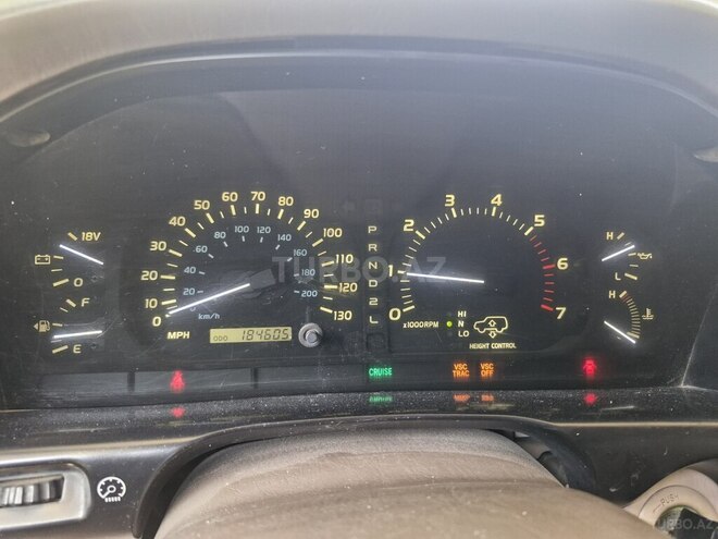 Lexus LX 470 2001, 185,000 km - 4.7 l - Bakı