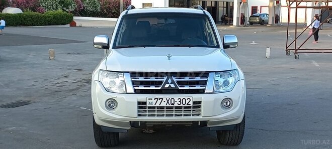 Mitsubishi Pajero 2013, 240,000 km - 3.0 l - Bakı