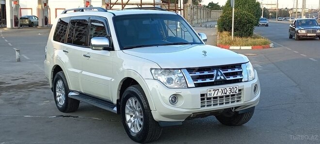 Mitsubishi Pajero 2013, 240,000 km - 3.0 l - Bakı