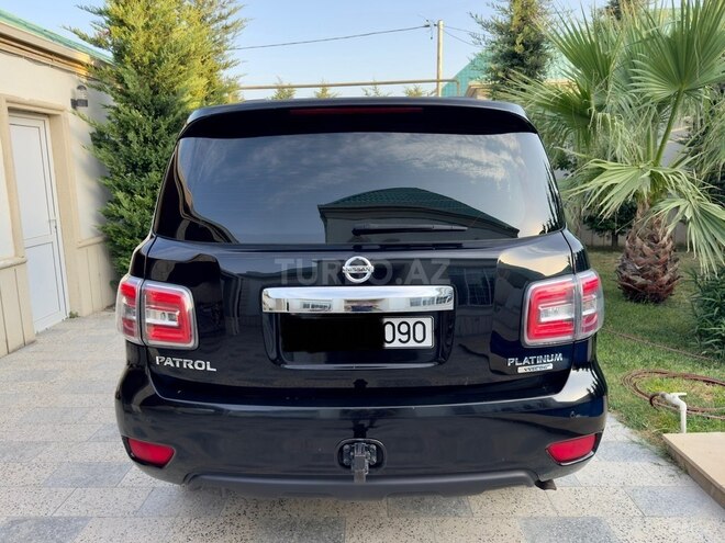 Nissan Patrol 2010, 184,000 km - 5.6 l - Bakı