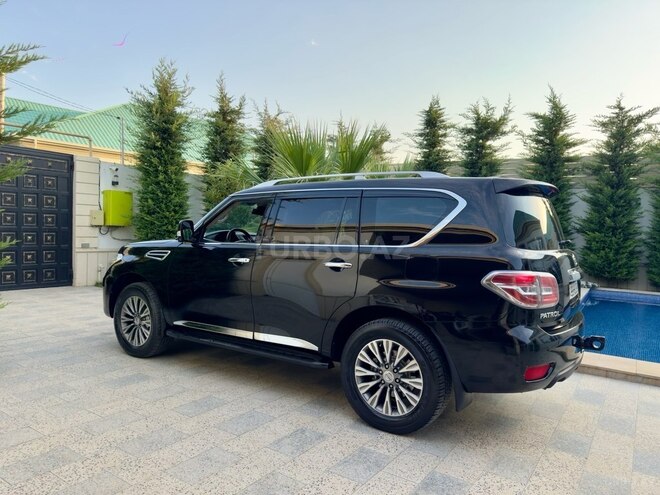 Nissan Patrol 2010, 184,000 km - 5.6 l - Bakı