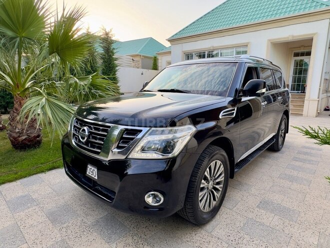 Nissan Patrol 2010, 184,000 km - 5.6 l - Bakı