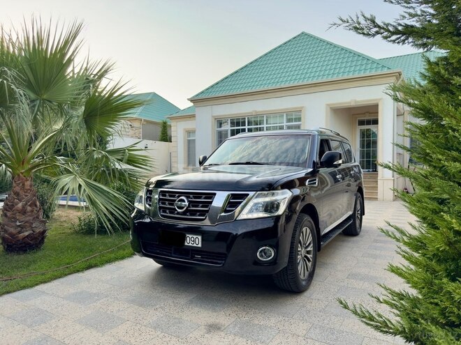 Nissan Patrol 2010, 184,000 km - 5.6 l - Bakı