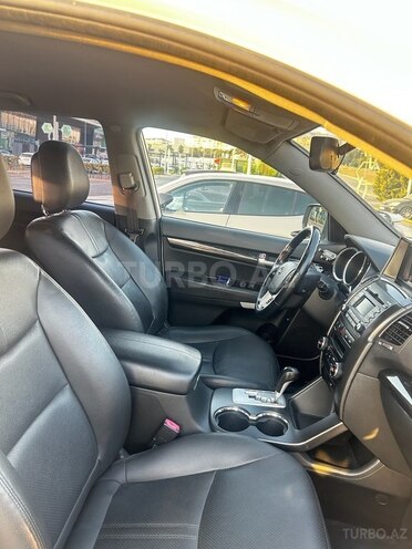 Kia Sorento 2010, 218,450 km - 2.0 l - Bakı