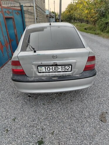 Opel Vectra 1996, 235,684 km - 2.0 l - Göyçay