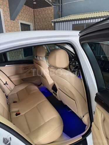 BMW 528 2014, 194,000 km - 2.0 l - Gəncə