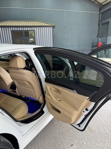 BMW 528 2014, 194,000 km - 2.0 l - Gəncə