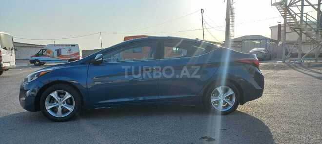 Hyundai Elantra 2015, 155,700 km - 1.8 l - Bakı