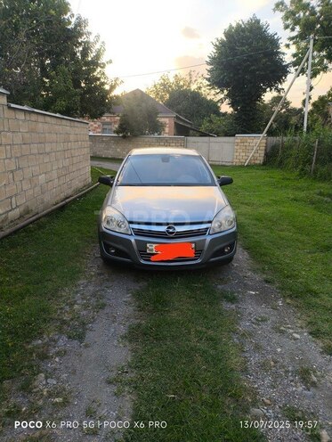 Opel Astra 2007, 402,000 km - 1.3 l - Balakən