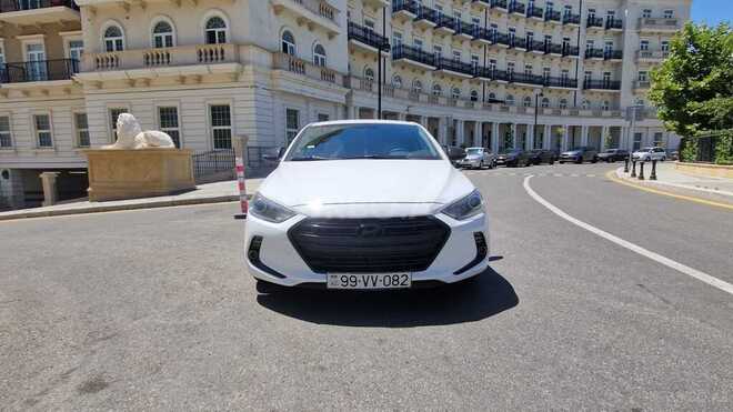 Hyundai Avante 2016, 180,000 km - 1.6 l - Bakı