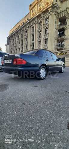 Mercedes E 230 1996, 200,000 km - 2.3 l - Bakı