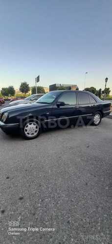 Mercedes E 230 1996, 200,000 km - 2.3 l - Bakı
