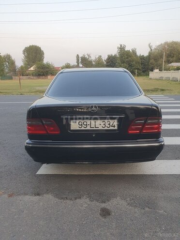 Mercedes E 320 2001, 287,893 km - 3.2 l - Zaqatala