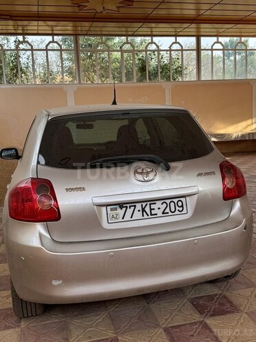 Toyota Auris 2008, 300,000 km - 1.4 л - Şəmkir