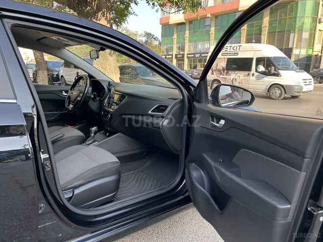 Hyundai Accent 2018, 134,000 km - 1.6 l - Bakı
