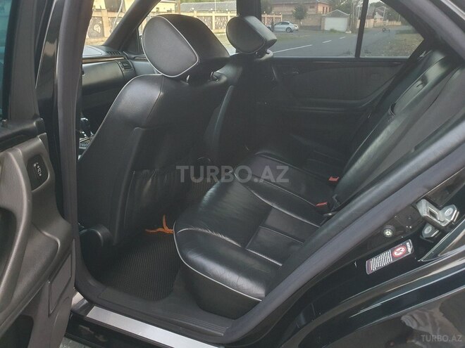 Mercedes E 320 2001, 287,893 km - 3.2 l - Zaqatala