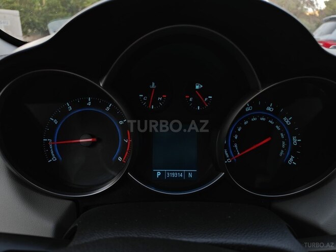 Chevrolet Cruze 2010, 319,500 km - 1.4 л - Bakı