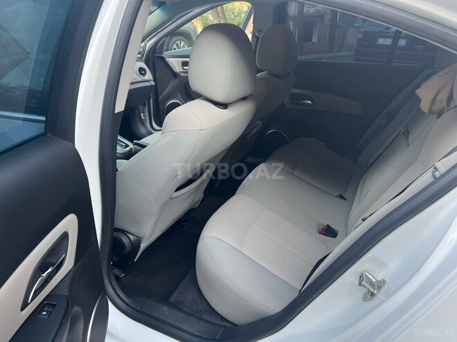 Chevrolet Cruze 2010, 319,500 km - 1.4 л - Bakı