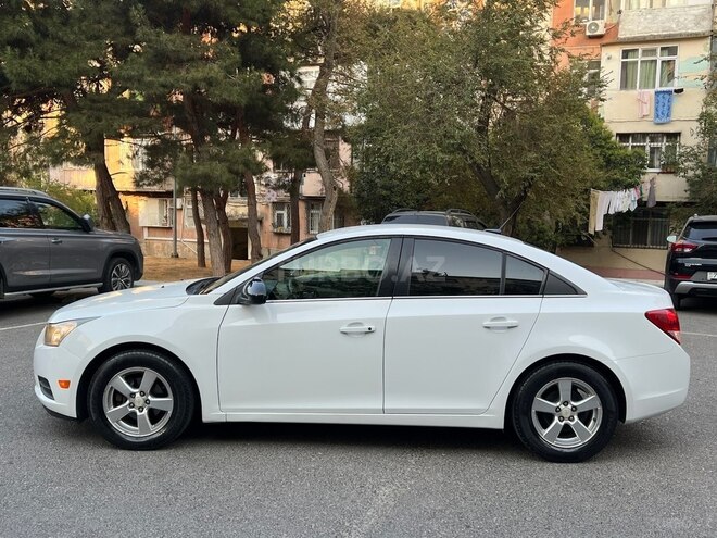Chevrolet Cruze 2010, 319,500 km - 1.4 л - Bakı