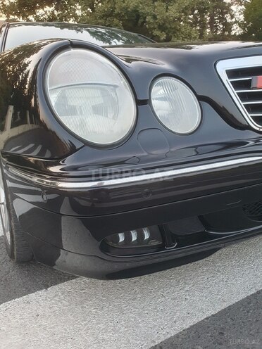 Mercedes E 320 2001, 287,893 km - 3.2 l - Zaqatala