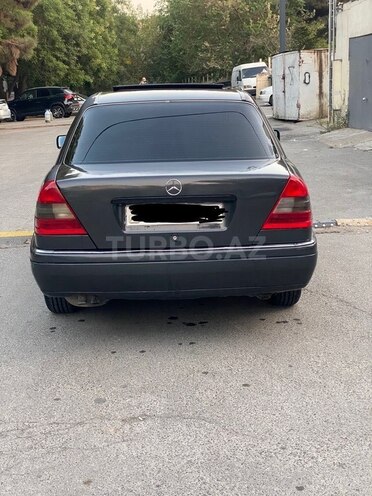 Mercedes C 200 1995, 215,445 km - 2.0 l - Bakı