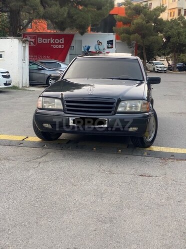 Mercedes C 200 1995, 215,445 km - 2.0 l - Bakı