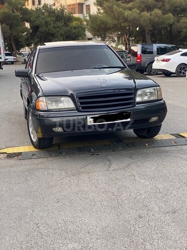 Mercedes C 200 1995, 215,445 km - 2.0 l - Bakı
