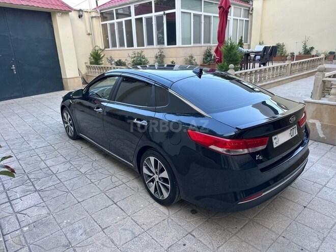 Kia K5-6
