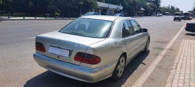 Mercedes E 270 2001, 361,000 km - 2.7 l - Bakı