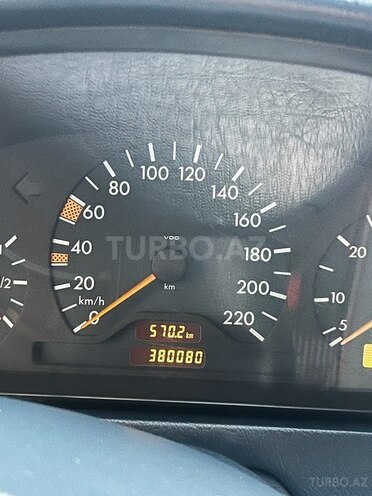 Mercedes C 220 1999, 380,083 km - 2.2 l - Bakı