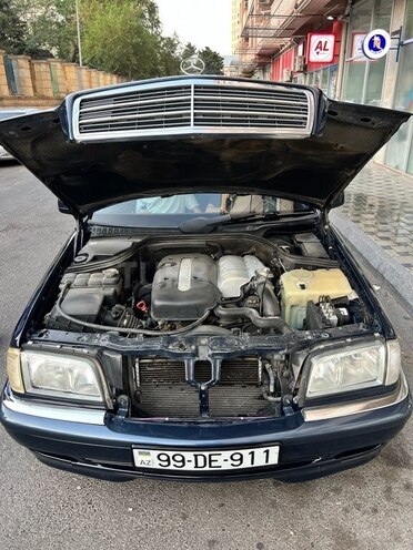 Mercedes C 220 1999, 380,083 km - 2.2 l - Bakı