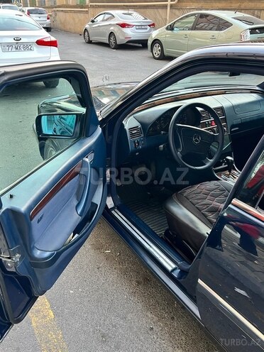 Mercedes C 220 1999, 380,083 km - 2.2 l - Bakı
