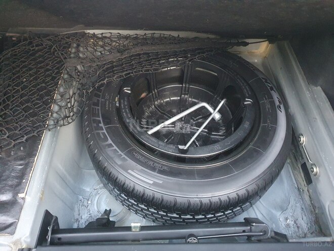 Mercedes E 320 2001, 287,893 km - 3.2 l - Zaqatala