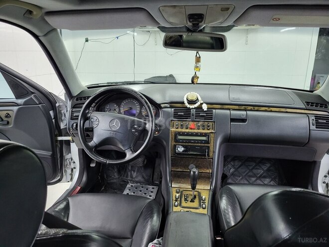 Mercedes E 320 1999, 334,051 km - 3.2 l - Sumqayıt