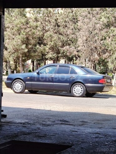 Mercedes E 230 1997, 291,000 km - 2.3 l - Şirvan