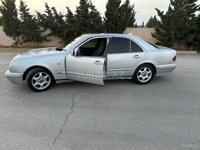 Mercedes E 200 1997, 490,000 km - 2.0 l - Bakı