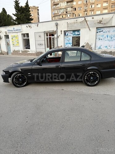 BMW 528 1998, 414,000 km - 2.8 l - Bakı
