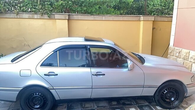 Mercedes C 220 1994, 679,700 km - 2.2 l - Bakı
