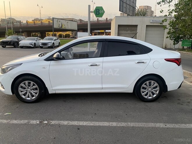 Hyundai Accent 2018, 158,000 km - 1.4 л - Bakı