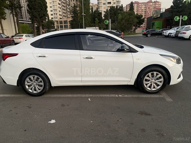 Hyundai Accent 2018, 158,000 km - 1.4 л - Bakı