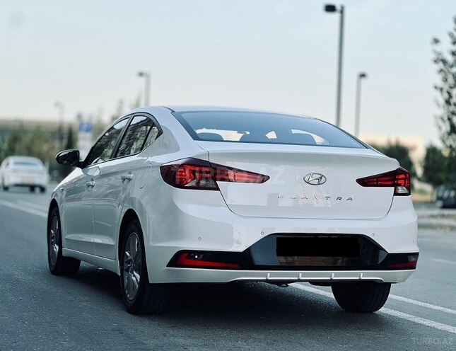Hyundai Elantra 2019, 120,000 km - 1.6 л - Bakı