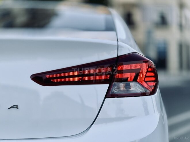 Hyundai Elantra 2019, 120,000 km - 1.6 л - Bakı