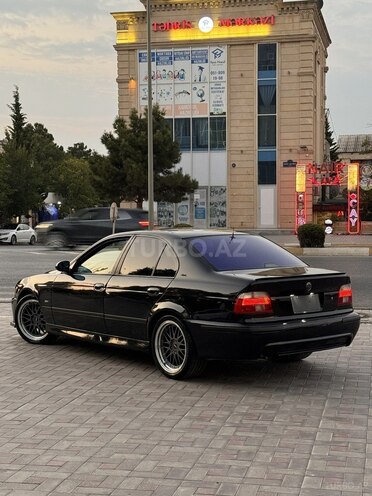 BMW 525 2001, 296,000 km - 2.5 l - Sumqayıt