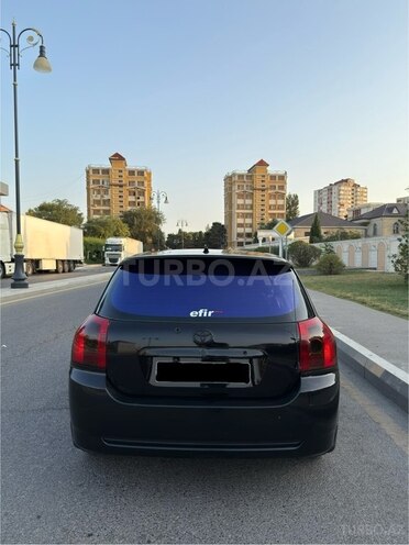 Toyota Corolla 2005, 330,000 km - 1.4 l - Bakı