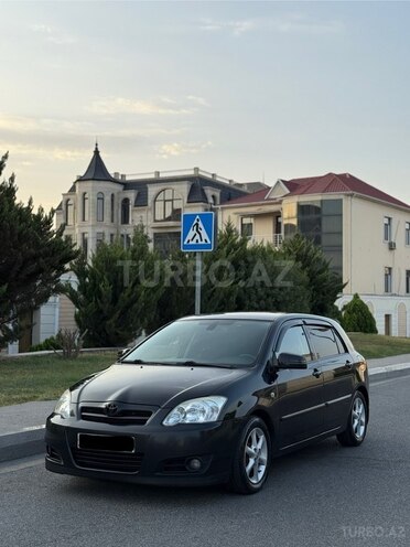 Toyota Corolla 2005, 330,000 km - 1.4 l - Bakı
